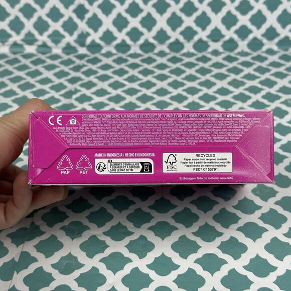 Barbie Mini Backpack Fashion Set 5 Surprises Dress And Accessories 7 piece Set - Picture 10 of 10